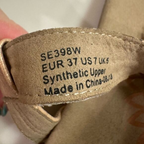 Aetrex Beaded sandals with arch support - Picture 5 of 6